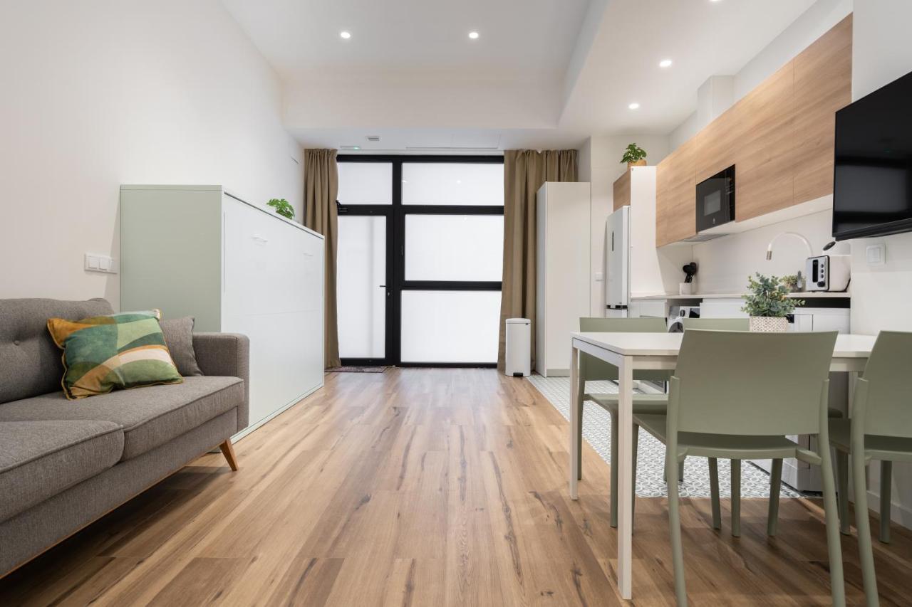 Marina Beach Apartments Валенсия Экстерьер фото