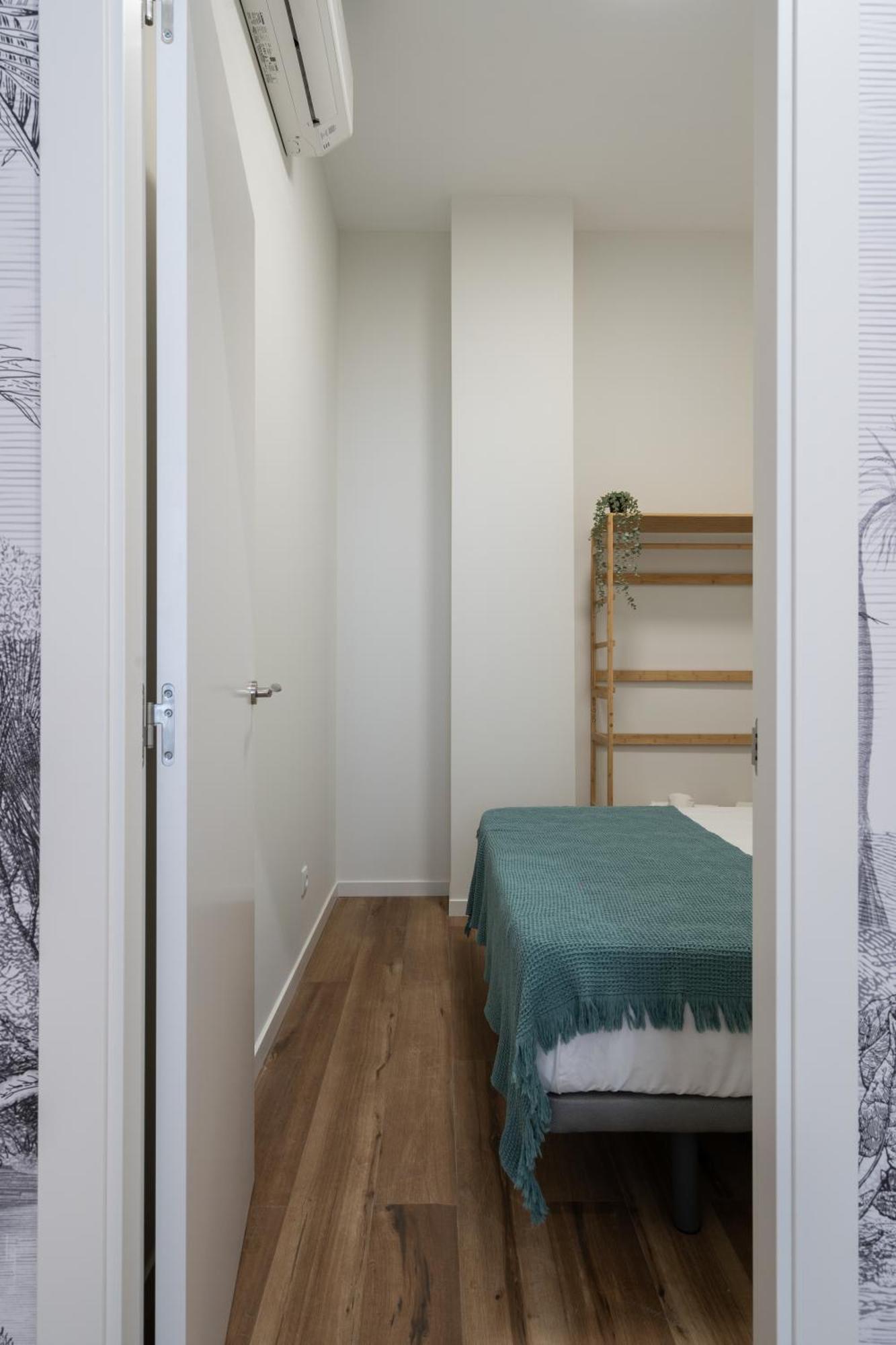 Marina Beach Apartments Валенсия Экстерьер фото