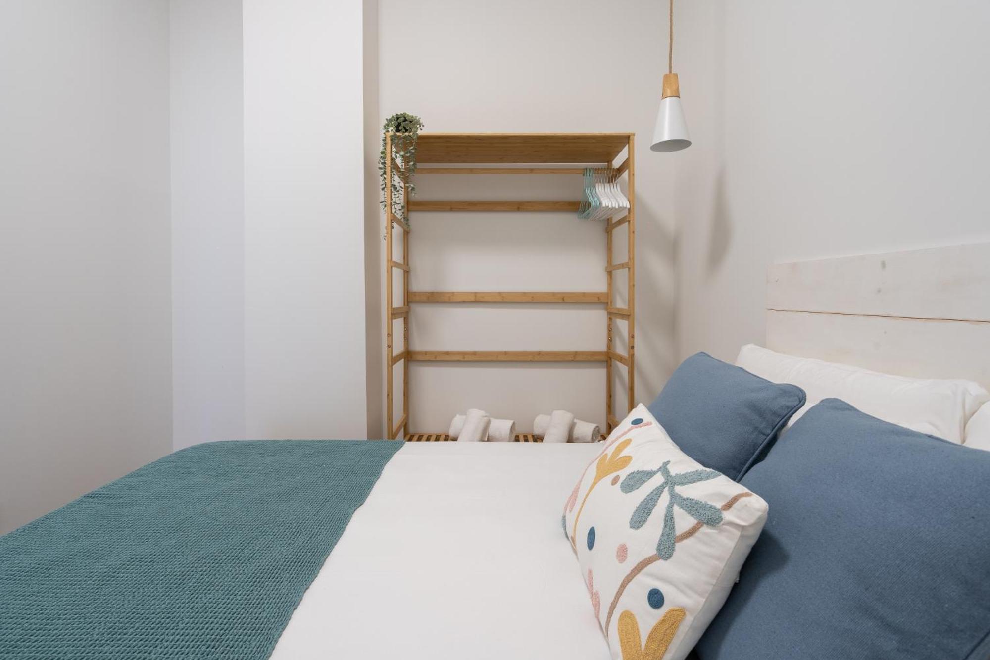 Marina Beach Apartments Валенсия Экстерьер фото