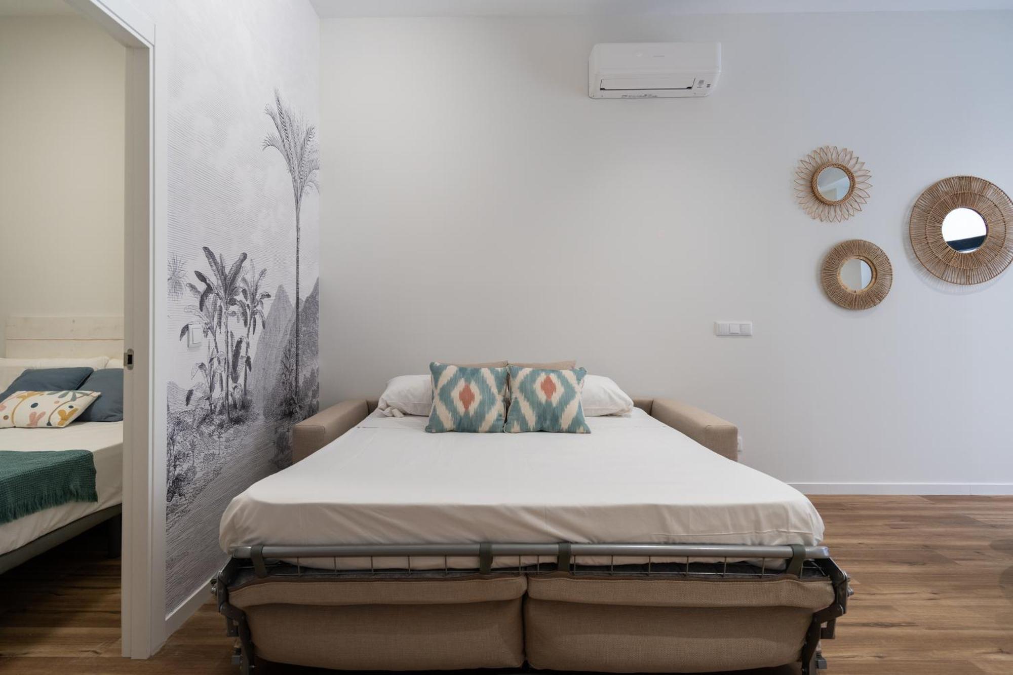 Marina Beach Apartments Валенсия Экстерьер фото