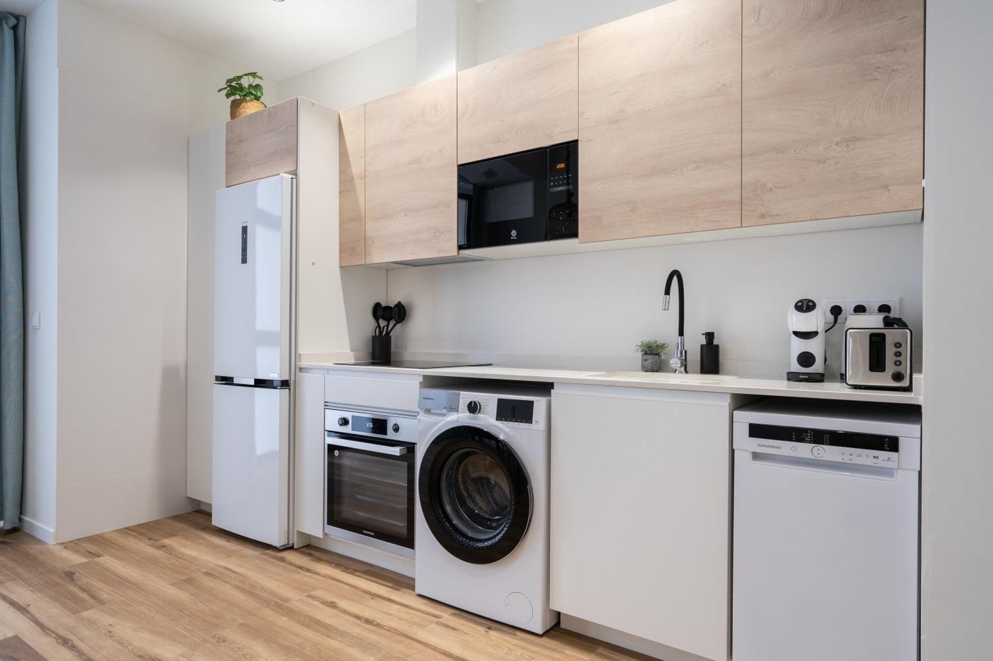 Marina Beach Apartments Валенсия Экстерьер фото