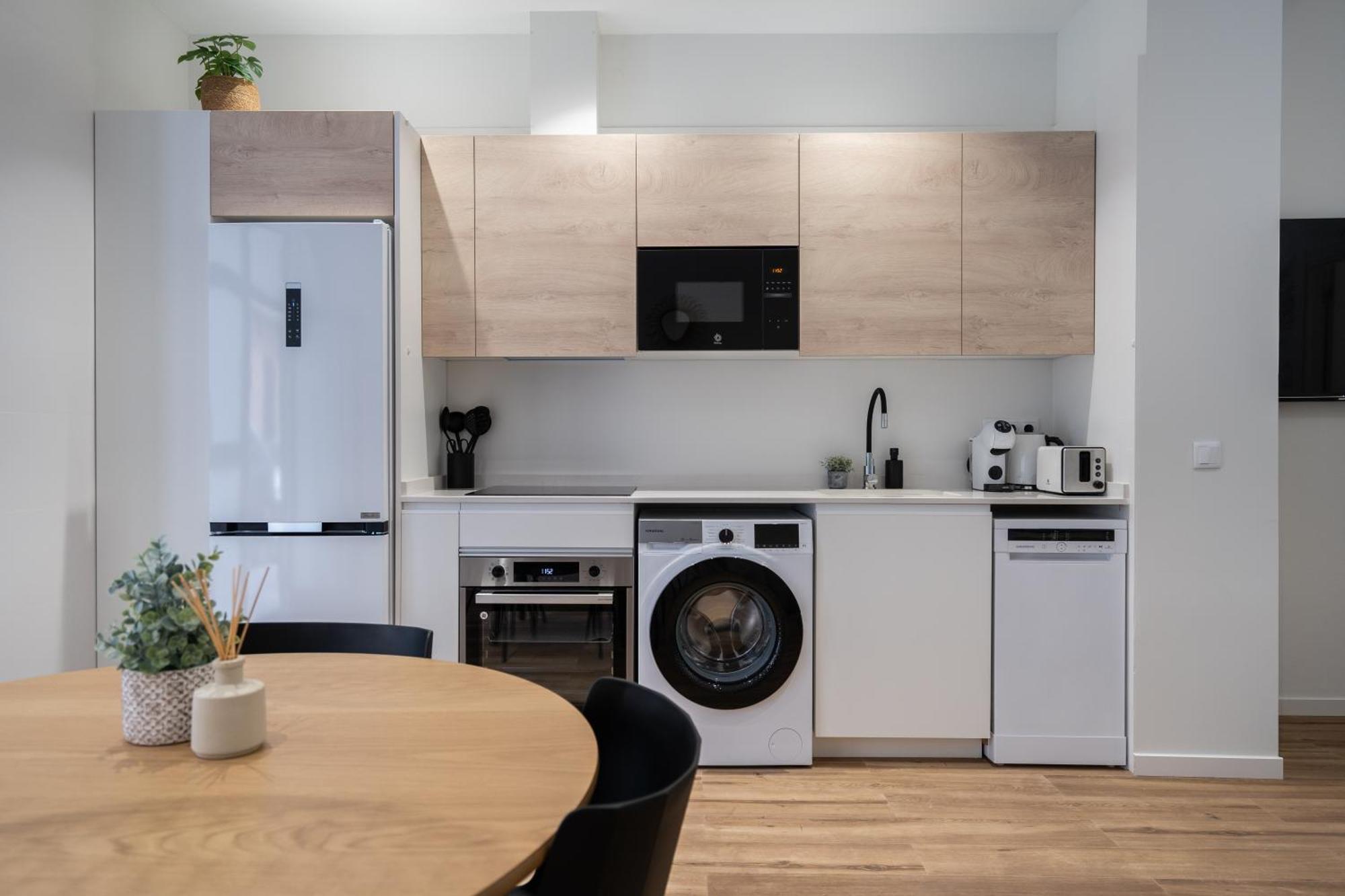 Marina Beach Apartments Валенсия Экстерьер фото